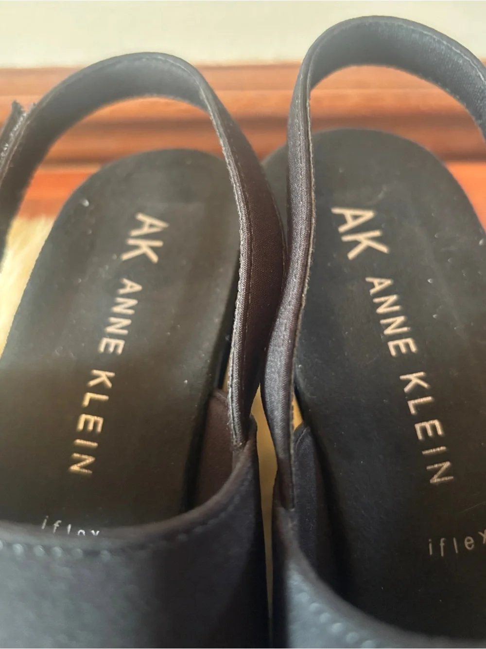 Anne Klein Razzy Black Wedge Slingback Sandals-9.5 new